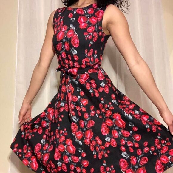 Vintage Inspired Black Floral Swing Midi Dress - Picture 1 of 4